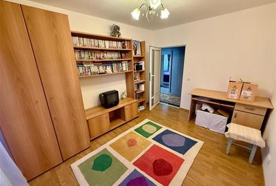 Pacurari - Etaj Intermediar - Bloc din 89 - 3 Camere Decomandat - 6