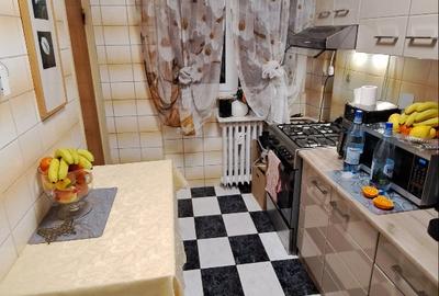 Lacul Tei, 4 camere de vanzare, 91 mp,  6/11, balcon mare, 2 bai, utilat, boiler - 10
