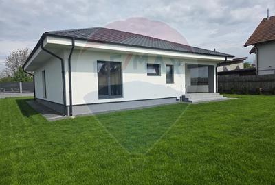Casa 4 camere- noua-la cheie, poziție excelentă in Harman - 2