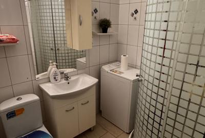 Apartament mare, luminos, 50 metri de metrou. - 10