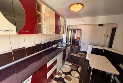 Prima închiriere - Apartament 3 camere decomandat - 2
