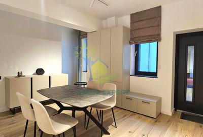 Apartament cu 3 camere semidecomandat, mobilat în Aviației