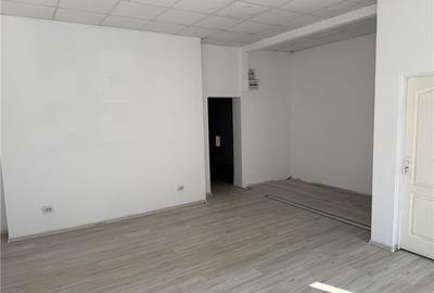 Spatiu Comercial - 79 mp - Strand - 2