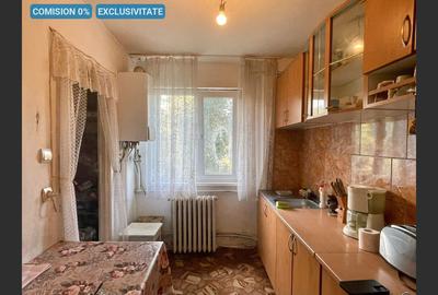 Apartament cu 3 camere decomandat, mobilat în Govândari