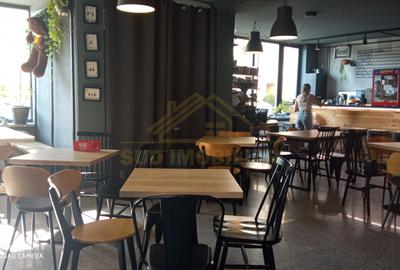 Spatiu Comercial  90mp+terasa 67mp Mall La strada - 9
