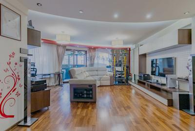 Apartament special | 137.36mp utili | 143mp utili totali | 2009 - 4