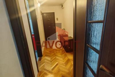 4 camere | centrala proprie | etaj intermediar | zona excelenta | renovat | - 11
