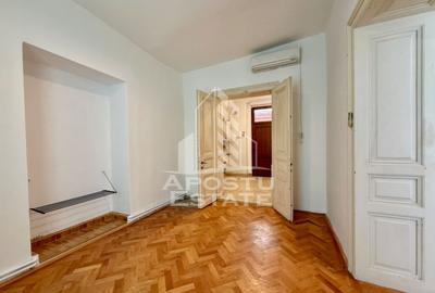 Apartament 2 camere de vanzare, centrala proprie, Piata Unirii - 4