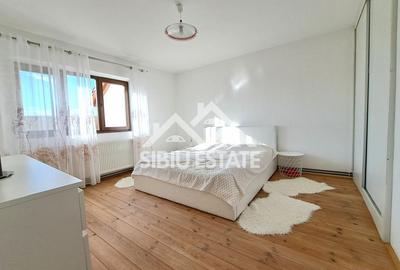 Casa Sibiu cu pivnita si garaj, curte mare - 4