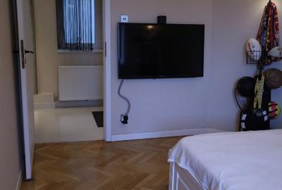 3 camere, 94 mp, Blocul Avocaților, mobilat & utilat - 169.000 € - 12