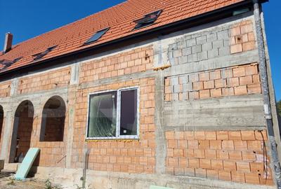 Casa tip duplex la 10min de centru! 3 nivele, teren 280mp - 3