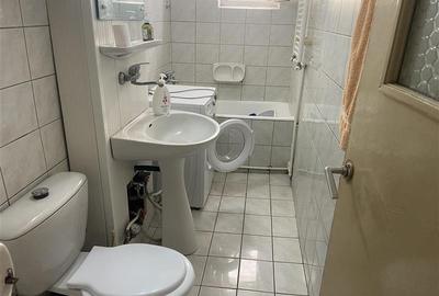 Apartament 3 camere in Focsani , zona centrala, et 2 4 , decomandat , 77 mp , li - 10