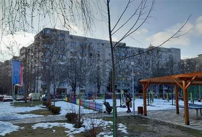 Apartament cu 3 camere decomandat în Sebastian