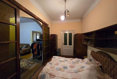 Apartament 4 camere, Zona Cetatii, Curte Comuna, Pivnita mare - 1