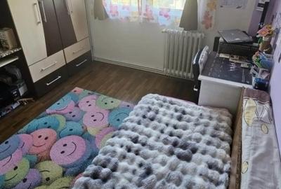 Apartament 2 camere mobilat etaj 3/4 - Mircea cel Batran - 3