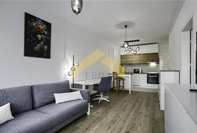 Apartament cu 2 camere semidecomandat, mobilat în UTA