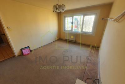 3 Camere. Etaj intermediar. Boxa. Centrala proprie. Termopane. - 1