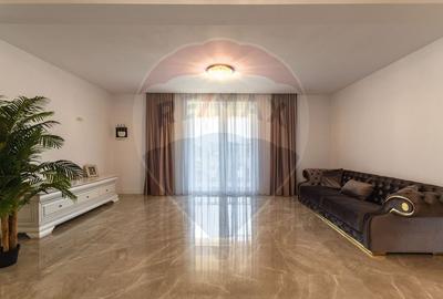 Vila premium 6 camere| Piscina incalzita | Teren 1091 mp | COMISION 0% - 33