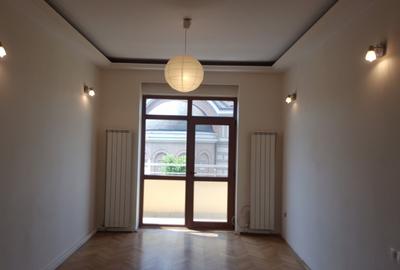 Cotroceni-Piata Operei, str Dr. Joseph Lister, zona Bisericii Elefterie - 1