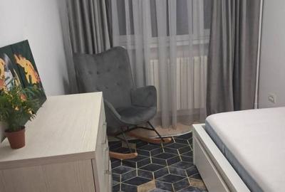 Apartament cu 3 camere semidecomandat, mobilat în Drumul Taberei