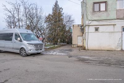 Comănești, lângă Poliție – geamuri mari, vizibil - 3