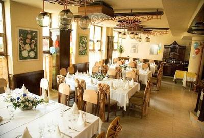 Hotel 4 stele, zona Pta Victoriei,cu restaurant si crama,comision 0 - 5
