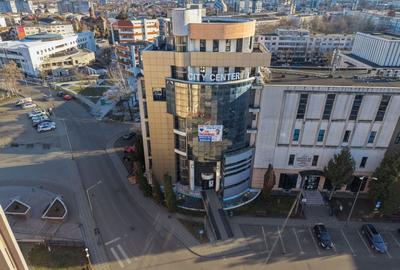 Birou, de 185 mp, în Ultracentral