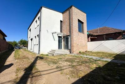 Casa 5 camere de vanzare in Someseni, Cluj Napoca - 2