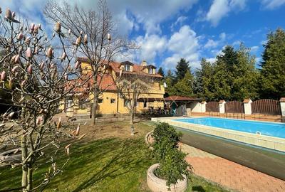 Casă individuală cu 5 camere în Central