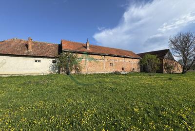 Teren 9500 mp plus Casa plus Anexe Gospodaresti - 2