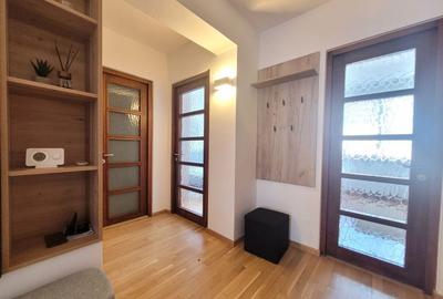 Apartament 3 camere,  Zona Centrala - Bulevardul Milea - 9