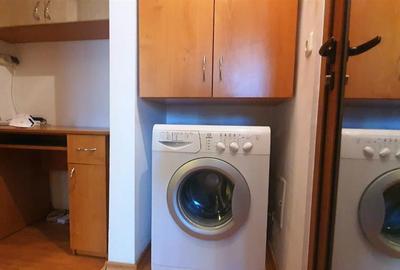 Apartament 3 camere decomandat 2 bai Nicolina - Gradinita nr. 1 - 11