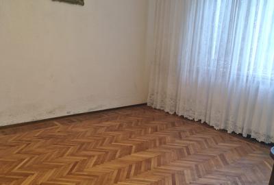 Apartament 2 camere decomandat - Ultracentral - 85.000 euro (Cod E7+E8)