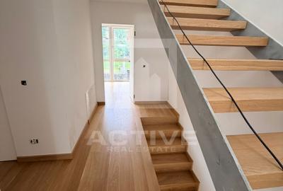 Casa/Vila || Voronet - 7