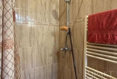 Apartament cu 2 camere decomandat in Centrul orasului str Horea nr 2 - 8
