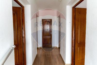 Vila/Pensiune de vanzare Bacia,jud.Hunedoara - 12
