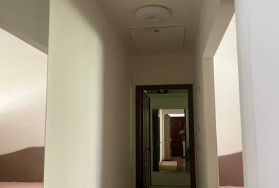 Apartament 49mp, la mansarda - cu pod !  Zona Tomis 3, Str. Zmeurei ,63500 € - 9