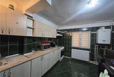 Apartament 3 camere foarte spatios - 6