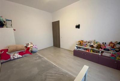 Apartament 3 camere 2 bai  balcon si parcare privata zona Tineretului - 9