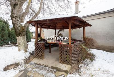 Pensiune de vânzare în Râșnov | 14 camere | 427 mp - 50