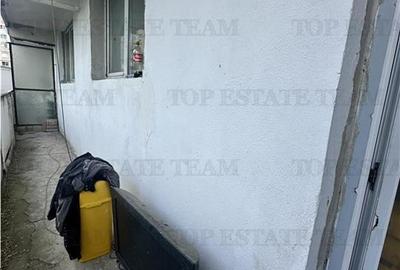 Apartament de 3 camere, decomandat,  renovat complet ,Drumul Taberei, 4 minute d - 2