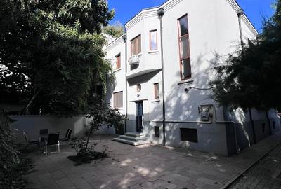 PROPRIETAR inchiriez vila Cotroceni, str Louis Pasteur - 2