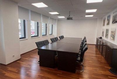 Spatiu Birouri diverse suprafete Piata Victoriei 11 Euro / mp - 1