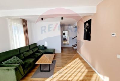 Duplex cu 4 camere în Periferie