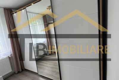 Apartament de 3 camere, 55mp, Zona Strazii Bulevardul 1848 - 8