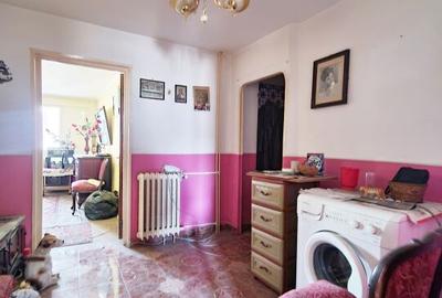 VANZARE 2 CAMERE - Str. Ripiceni - 45 mp. - 2