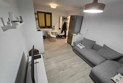 Apartament de  2 camere ,  suprafata de 38 mp . Zona: Grigore Alexandrescu - 1