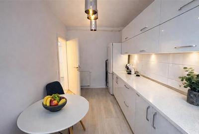 Eleganta garsoniera, decomandata, mobilata, terasa, boxa, parcare, Avantgarden, - 7