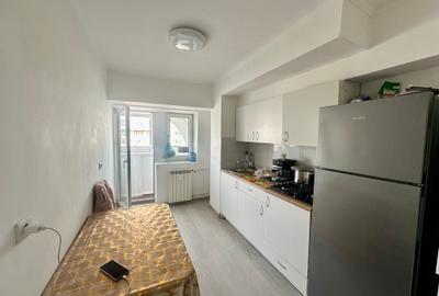 Apartament 3 camere de vânzare – Bulevardul Decebal (stradal), vedere integrală - 2