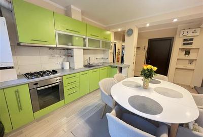 Apartament 3 camere decomandat 2 bai si balcon Bld Milea - 13